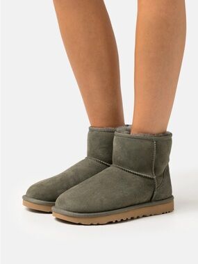 *Water Damaged* UGG Classic II Mini in “Forest Night” (dark green)